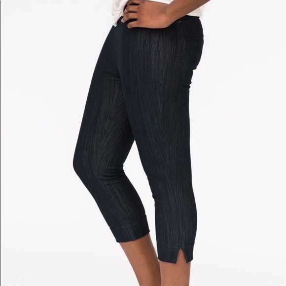 AGNES & DORA Pixie Crops •DARK DENIM• - Picture 3 of 8